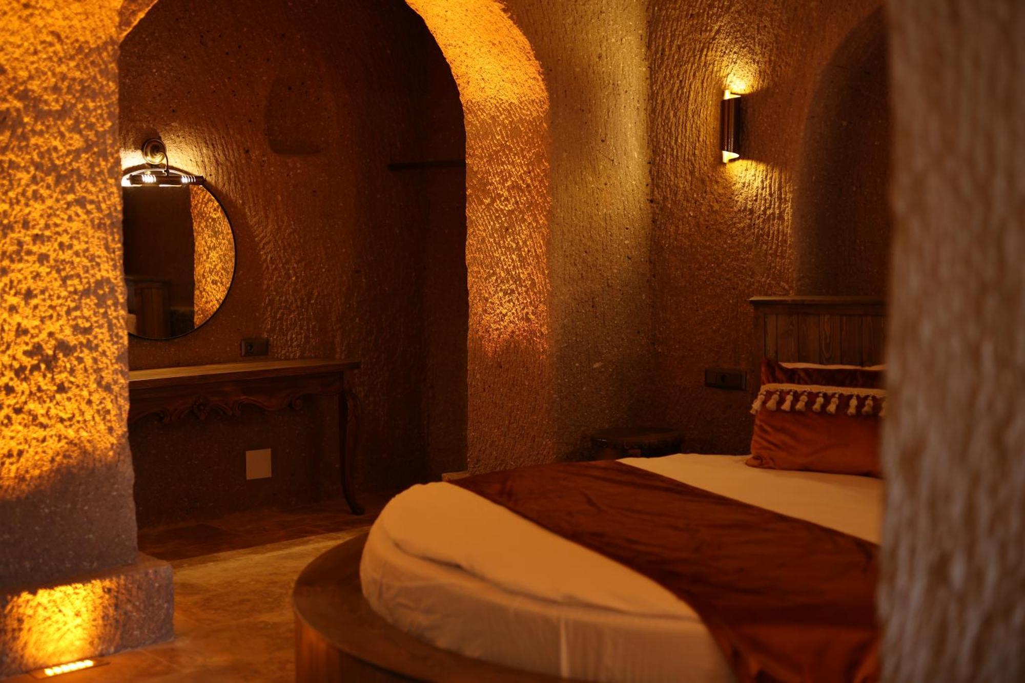 Готель La Fairy Cappadocia (Adults Only) Учгісар Екстер'єр фото