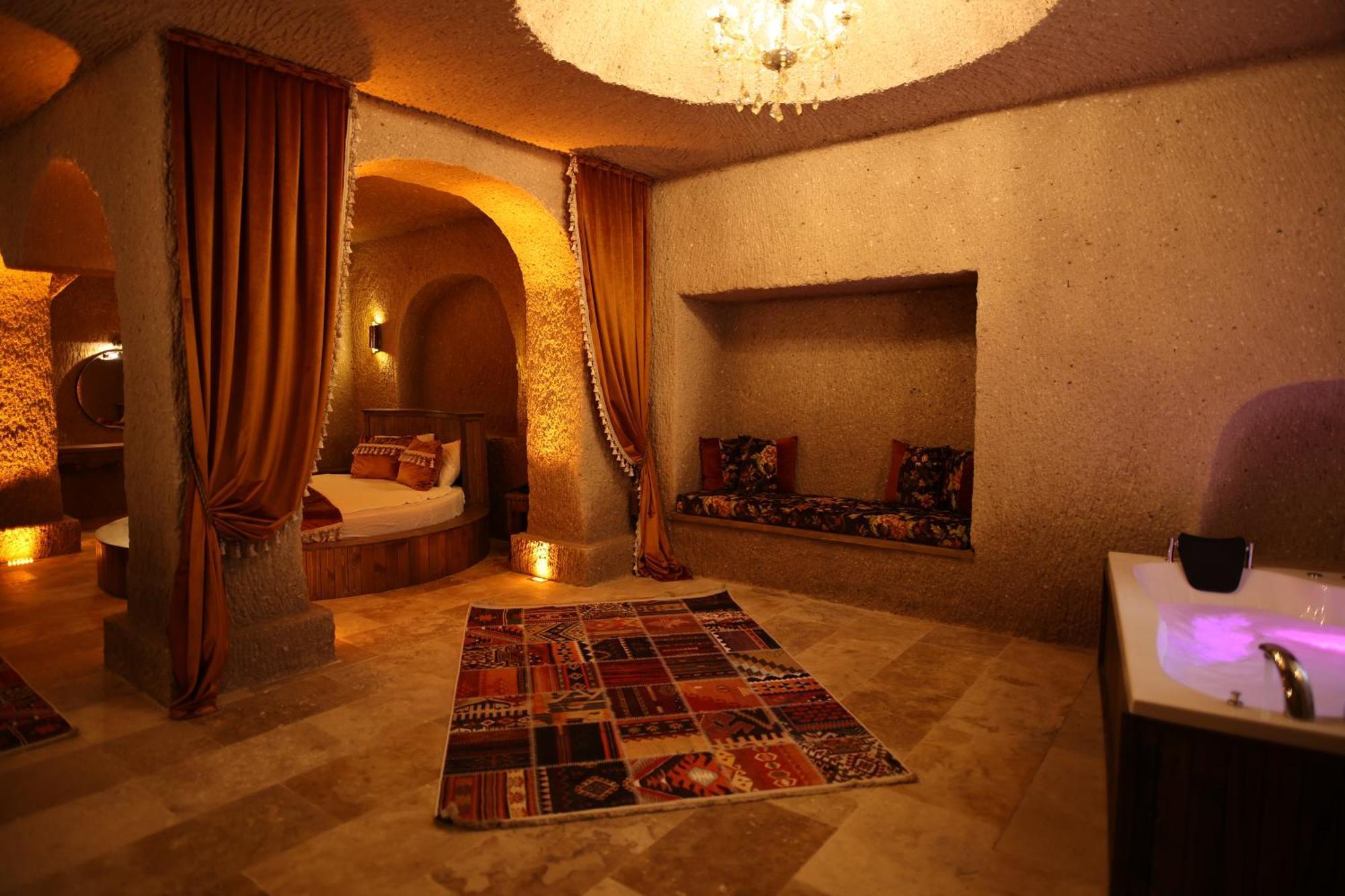Готель La Fairy Cappadocia (Adults Only) Учгісар Екстер'єр фото