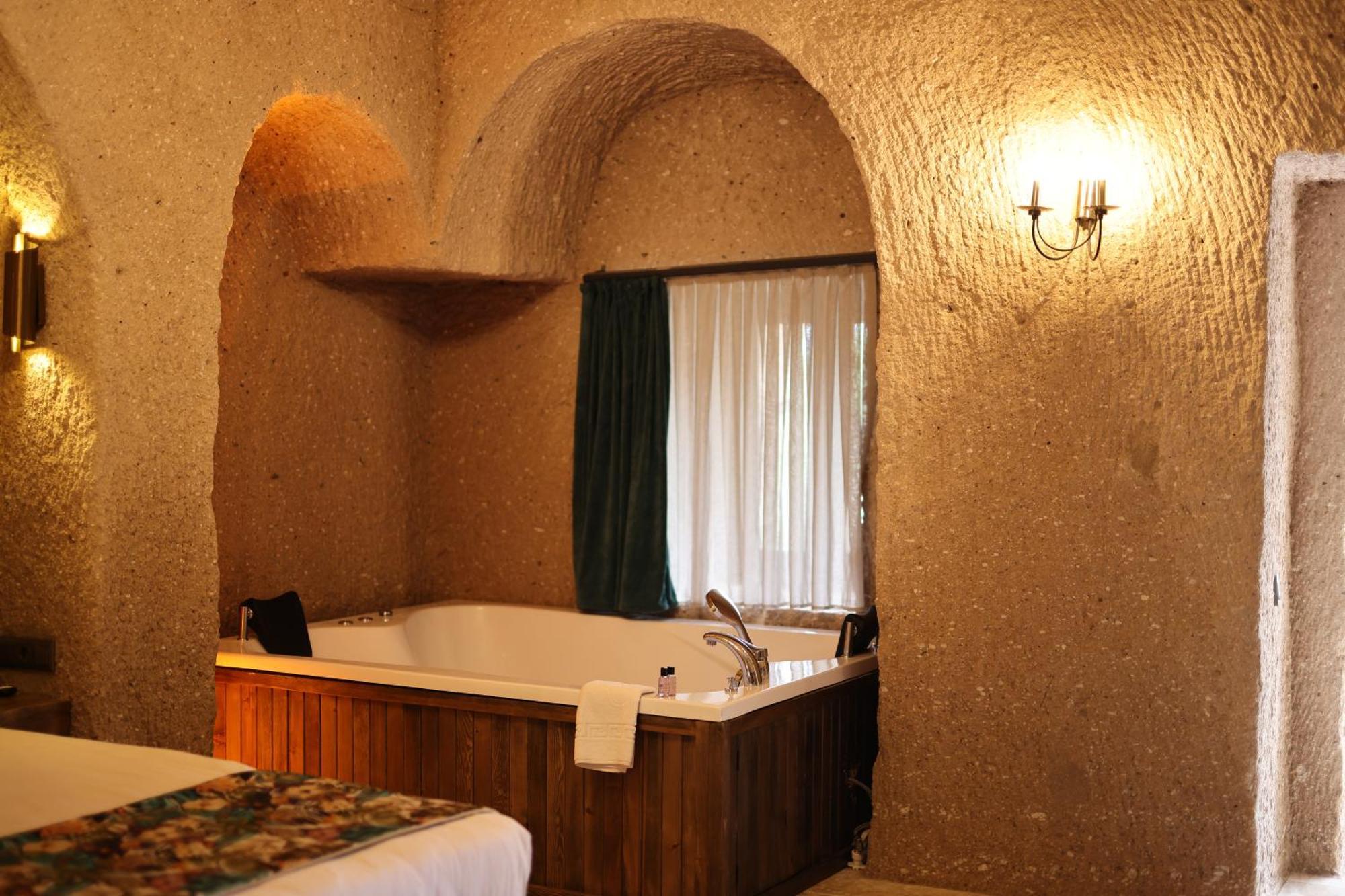 Готель La Fairy Cappadocia (Adults Only) Учгісар Екстер'єр фото